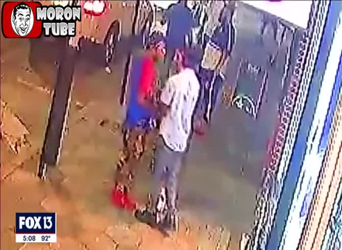 Video :Sentenced to 7 years in prison after killing a man with one punch (Public warned)
